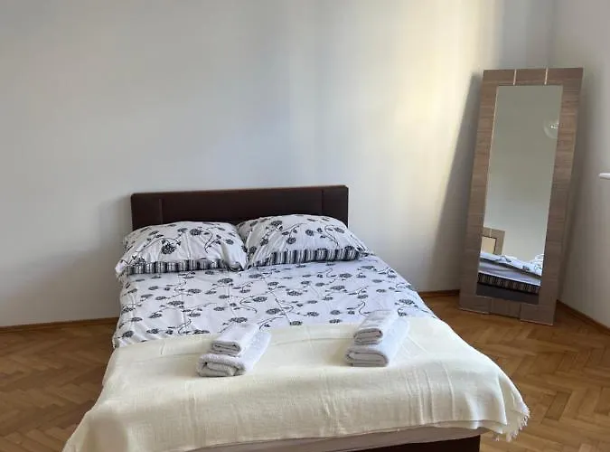 Centrum Ii Apartman *